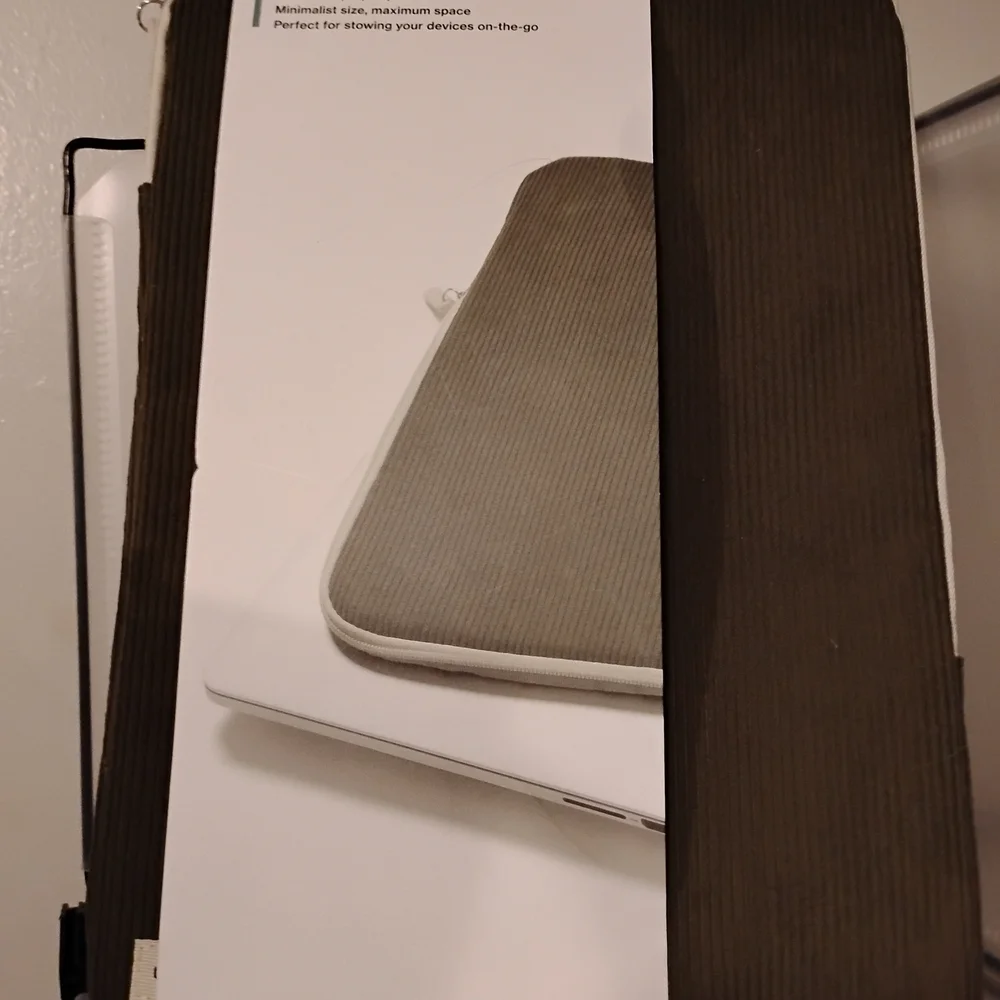 New Laptop Pouch Tablet Sleeve in Gray Ideal For Laptop Up To 16in Screen